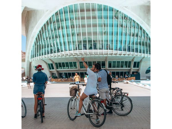 Valencia al completo en Bicicleta