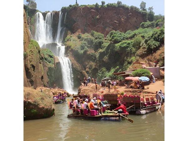 Marrakech : Ouzoud Waterfalls, Guided MountainTour & Boat Ride