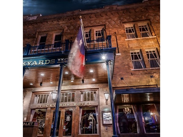 Stockyard Shadows: Wicked Fort Worth Ghost Tours