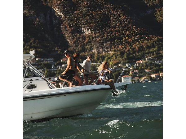 4 Hours Private Boat Cruise on Lake Como