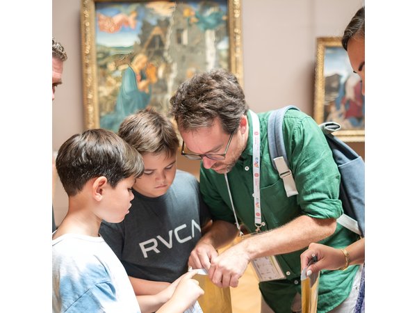 Paris Kids Louvre Treasure Hunt Private Tour