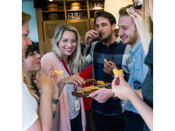 Amsterdam : Guided Cultural Food Tour