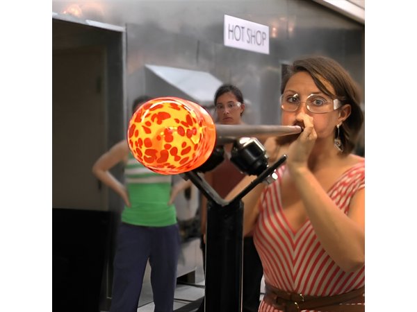 Glass blowing in Prague