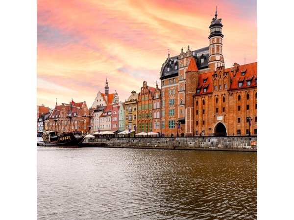 Gdansk Scavenger Hunt & Highlights Self-Guided Walking Tour