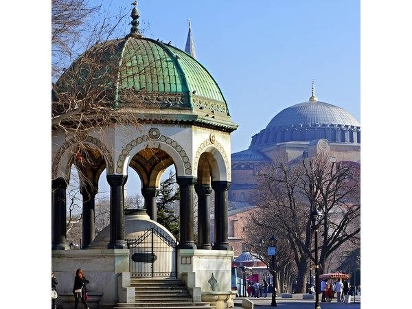 Best Istanbul tour with private guide by skipping ticket line