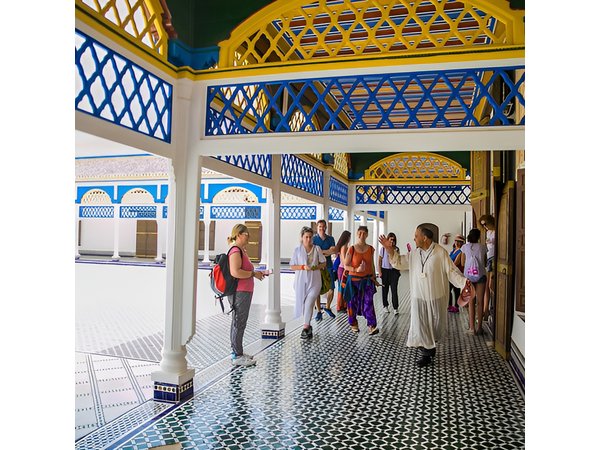 Marrakech: Bahia Palace, Saadian Tombs, Souk & Medina Guided Tour