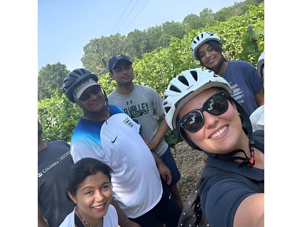 Full Day E-bike Tour in the Luberon Region from Aix en Provence