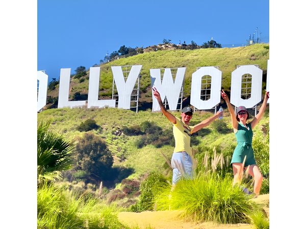 Hollywood Sign: Scott E-Bike Tours Los Angeles Private Tour