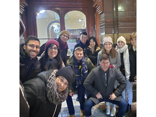 3-Hour Historic Pub Experience in London