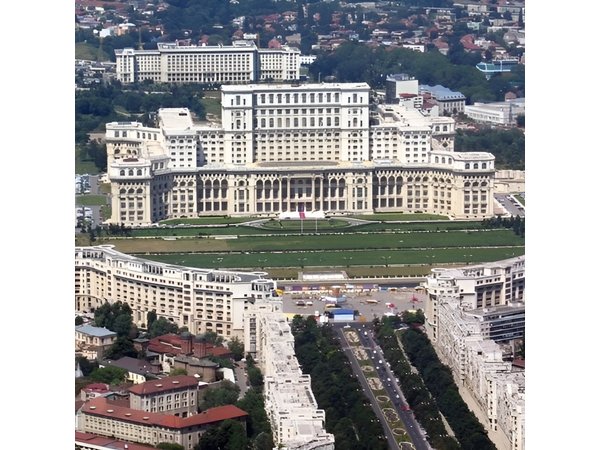 8h Bucharest Private Tour, Parliament and All Top Attraction