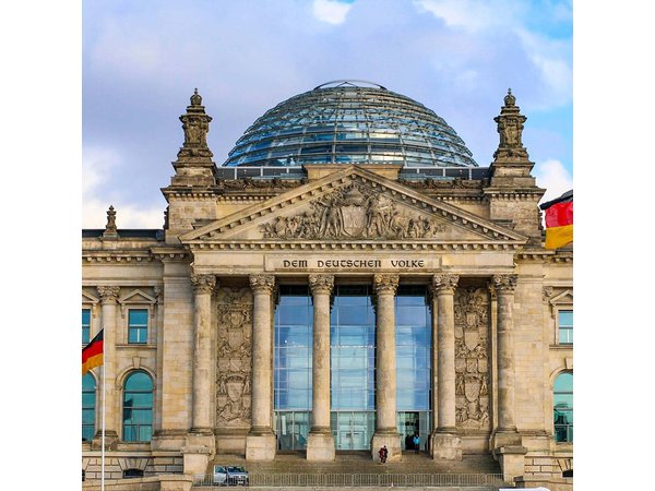 Berlin Walking Tour with Audioguide on Your Smartphone