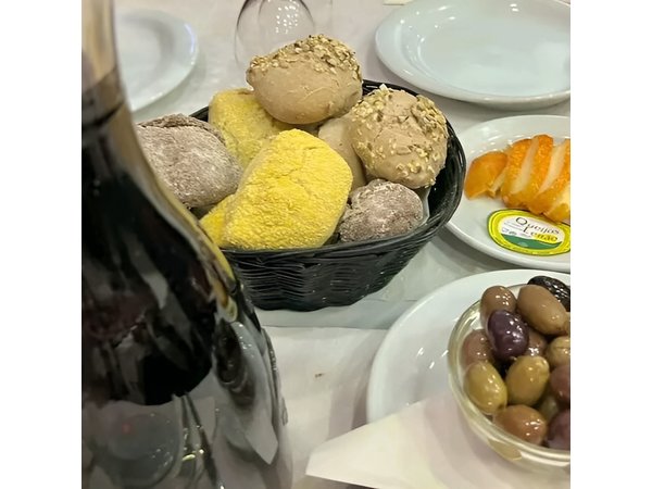Private food tour gastronomy in lisbon with Ten tastings