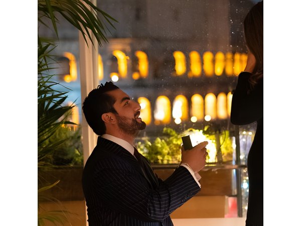 Marriage proposal in Rome