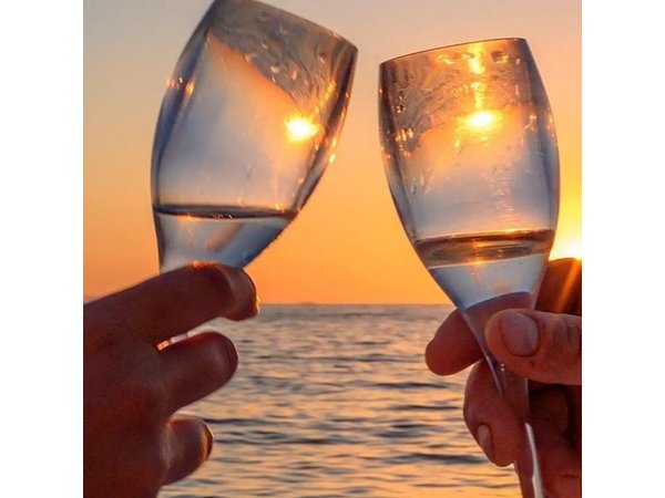 Sorrento Sunset Experience With Prosecco, Limoncello and Snacks