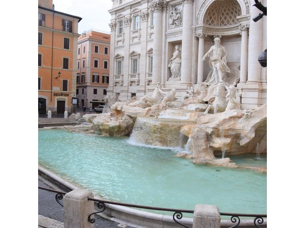 Heyday Rome Private Tour: 7,5 hours w/Deluxe Car Guide & Lunch!