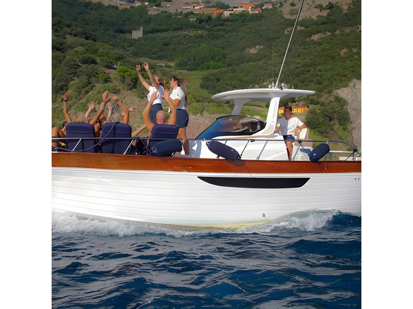 Cinque Terre SHARED boat tour, Amazing Experience