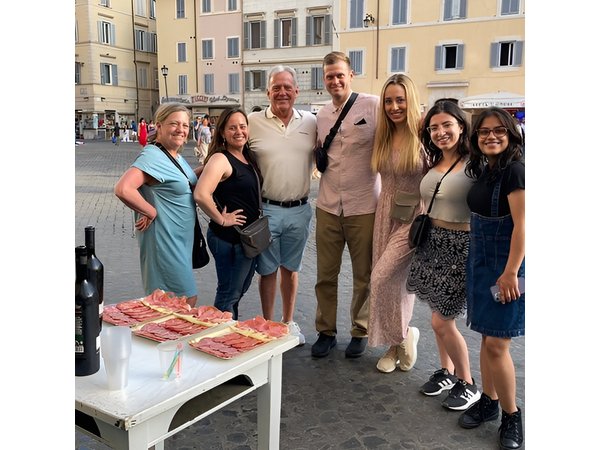 Rome: Tasty Food Tour Around Farmers Market and Trevi area
