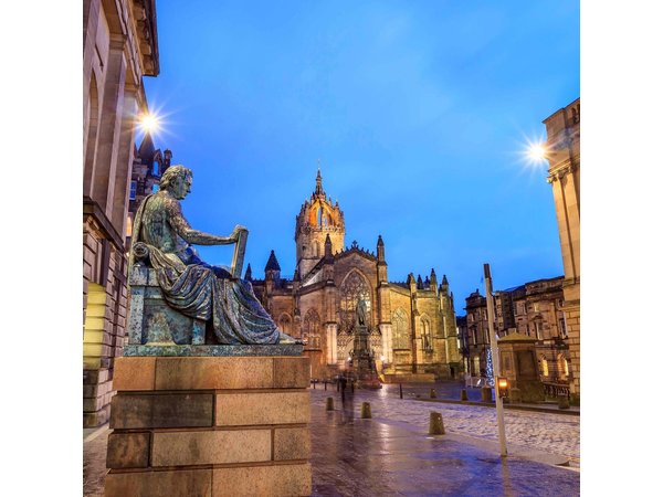 Royal Mile, Edinburgh Walking Tour with Audioguide