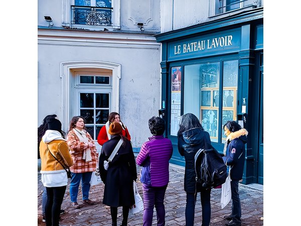 Montmartre Marvels Small Group Guided Stroll in Bohemian Paris