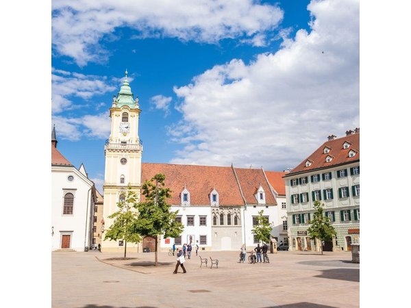 Private Tour from Budapest to Prague Sightseeing