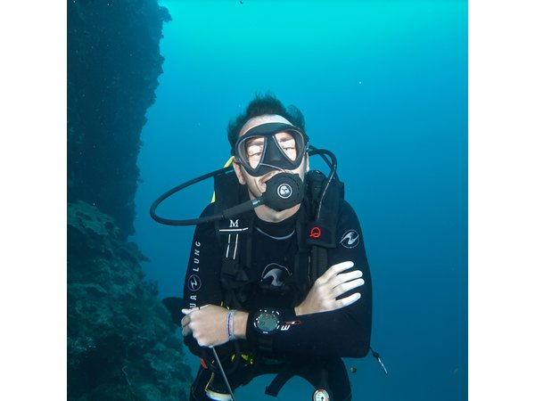 Learn Scuba Diving in Tenerife with Photos Included