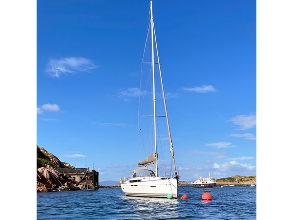 One Day Private Sailing from Oban Marina with Lunch