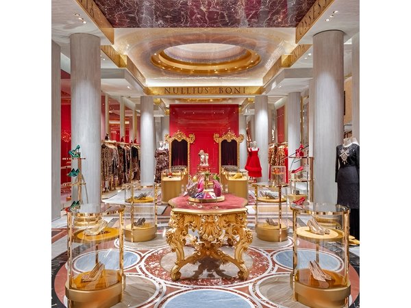 Dolce and Gabbana Rome with personal shopper and make-up artist