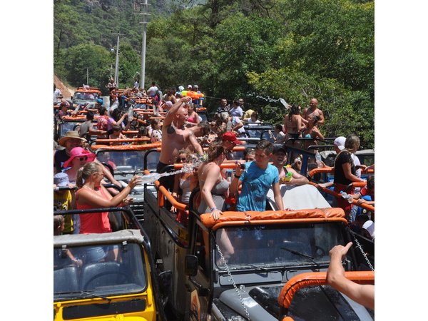 Alanya Jeep Safari Full-Day Adventure with Lunch