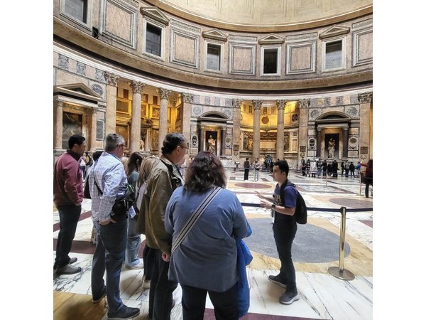 Rome: Pantheon Small-Group Guided Tour with Reserved Entry