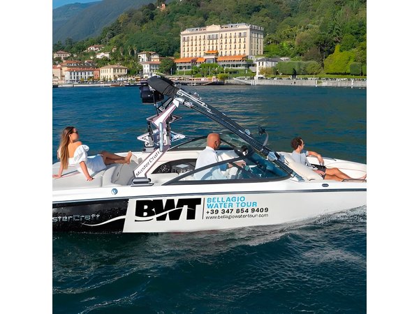 Private Boat Tour on Lake Como