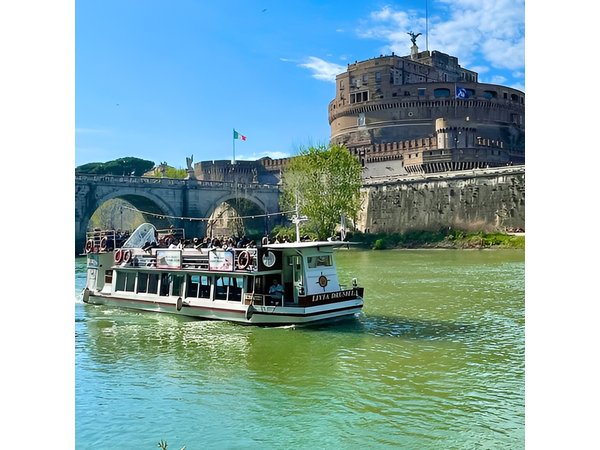Rome Tiber River Ride and Top Food Tasting with Wine Pairing