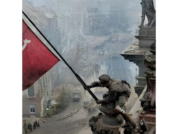Berlin Battlefield Tour - Operation Berlin 1945 (Small Group)