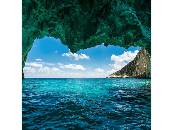 Zakynthos Half Day Tour and Cruise Turtle Island and Keri Caves