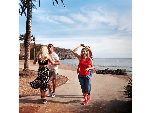 Salsa & Bachata, dance lessons Tenerife south. Have fun and learn