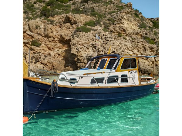 Private Classic Boat Tour - Ibiza with Paddle boards+Snorkelling