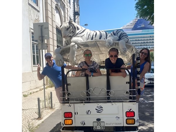4-hour Tuk Tuk Tour of Belém, City Center, and Lisbon's Old Town