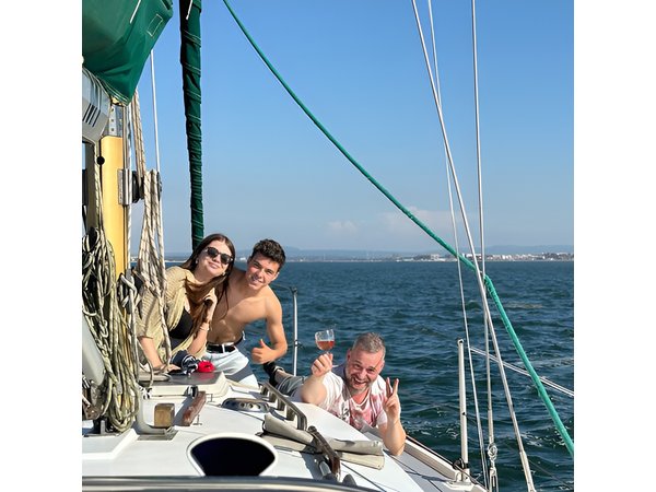 Private Sailing tour in Lisbon - Day Time, Sunset and Night