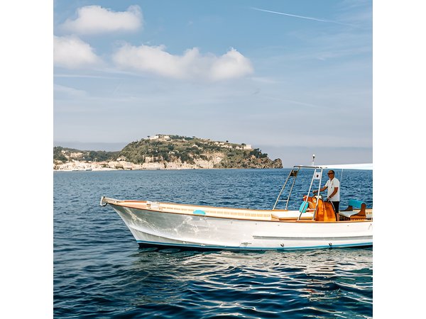 Private tour of the island of Ischia with Gozzo Aprea 35ft