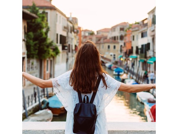 Venice in One Day: City Walk, Murano & Burano with Lunch