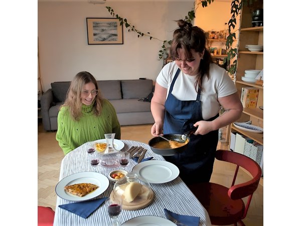 Private French Home Cooking Class in Paris with Local Chef Ioana