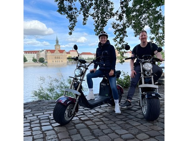 Guided sightseeing e-scooter tour of Prague: 2 hours