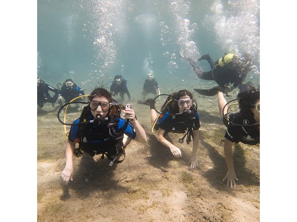 Try Scuba Diving in Athens