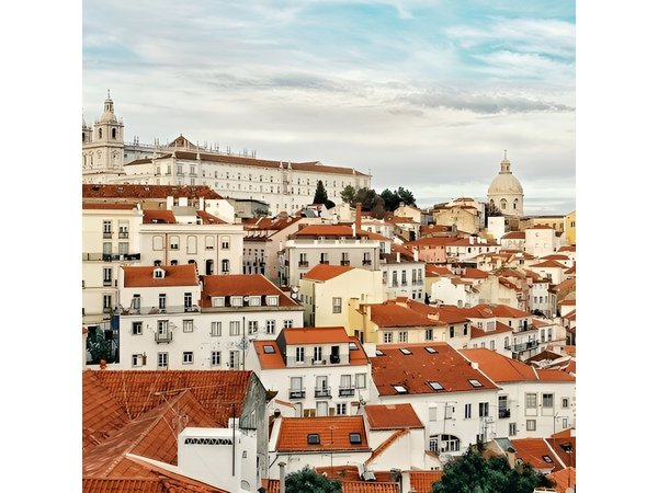 Full-Day Private Lisbon Tour in Tuk Tuk
