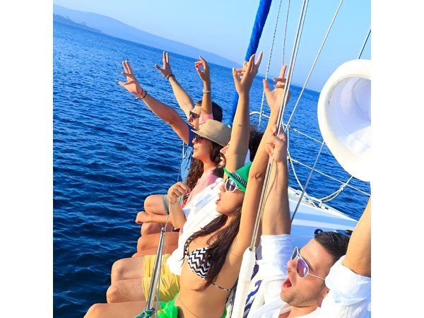 Private Sailboat Rental in Puerto Banús, Marbella