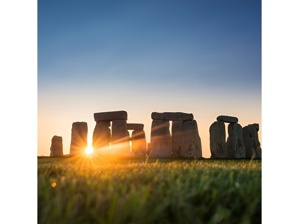 Stonehenge and Windsor from London