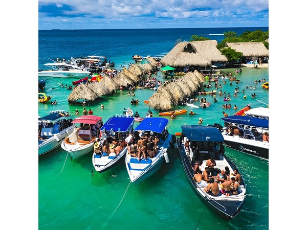 Cartagena 5 Island Hop Tour: Lunch, Snorkel, Beach Clubs, & More