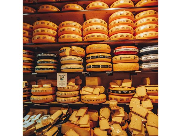 Private Amsterdam Food Tour with Local Guide in the 9 Streets