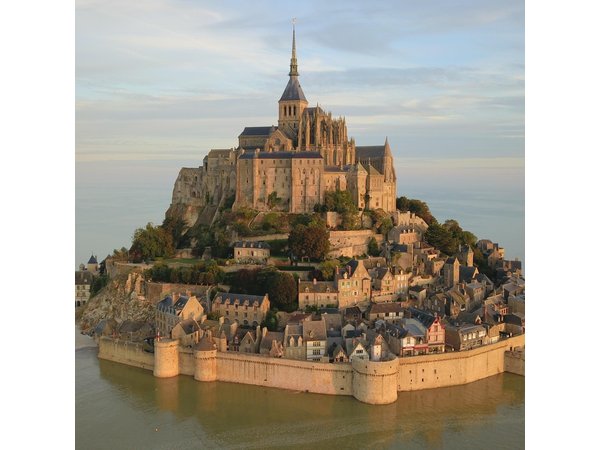 Mont Saint-Michel Normandy D-Day Omaha Beach Private from Paris