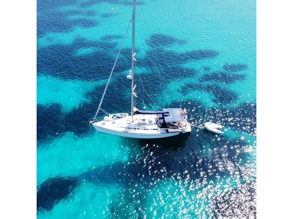 Sail Beyond The Bleu: A Formentera Day Escape!