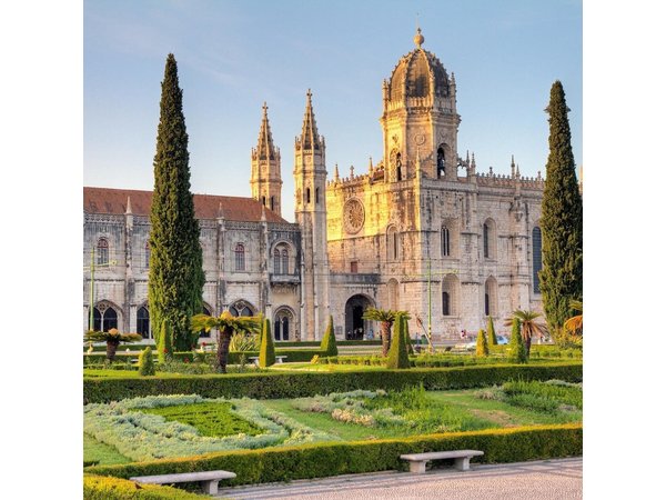 Skip the line Jerónimos Monastery Lisbon Tour with Tickets